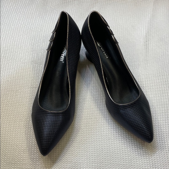 Kay Green Navy Textured Leather Pumps with Gold Sculpture Block Heel Sz 10 - Picture 1 of 12